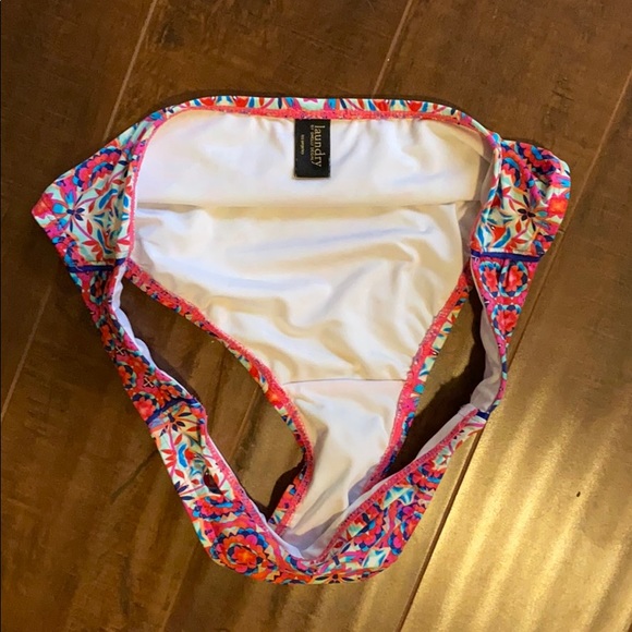 Laundry Patterned Swim Set - Picture 4 of 7